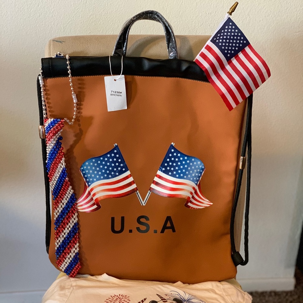 USA Tote Bag and Accessories (included)